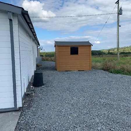 Gasthuis Cheerful Cozy In Countryside