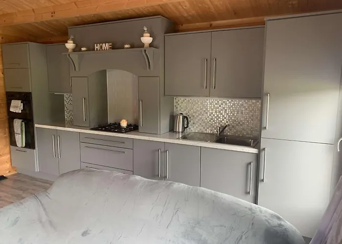 Cheerful Cozy In Countryside بيت ضيافة